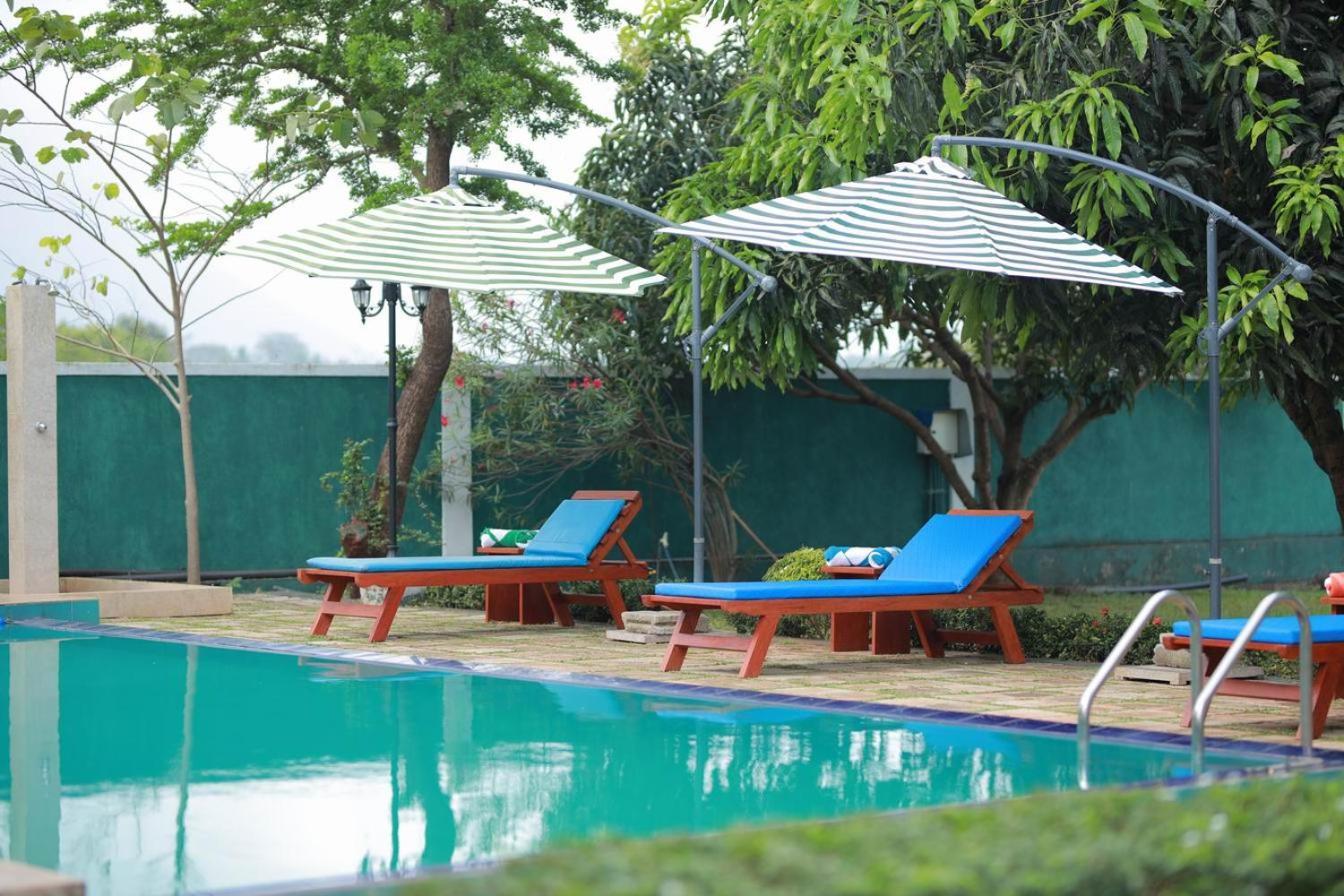 Nilambara Lake View Dambulla Exterior photo